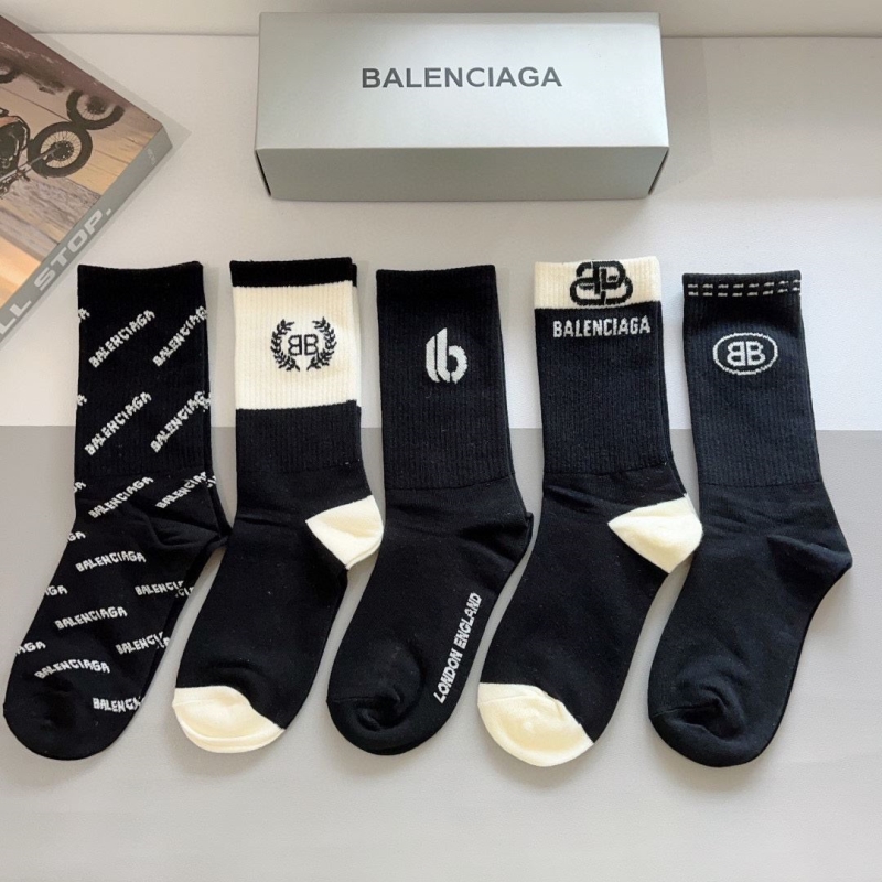 BALENCIAGA